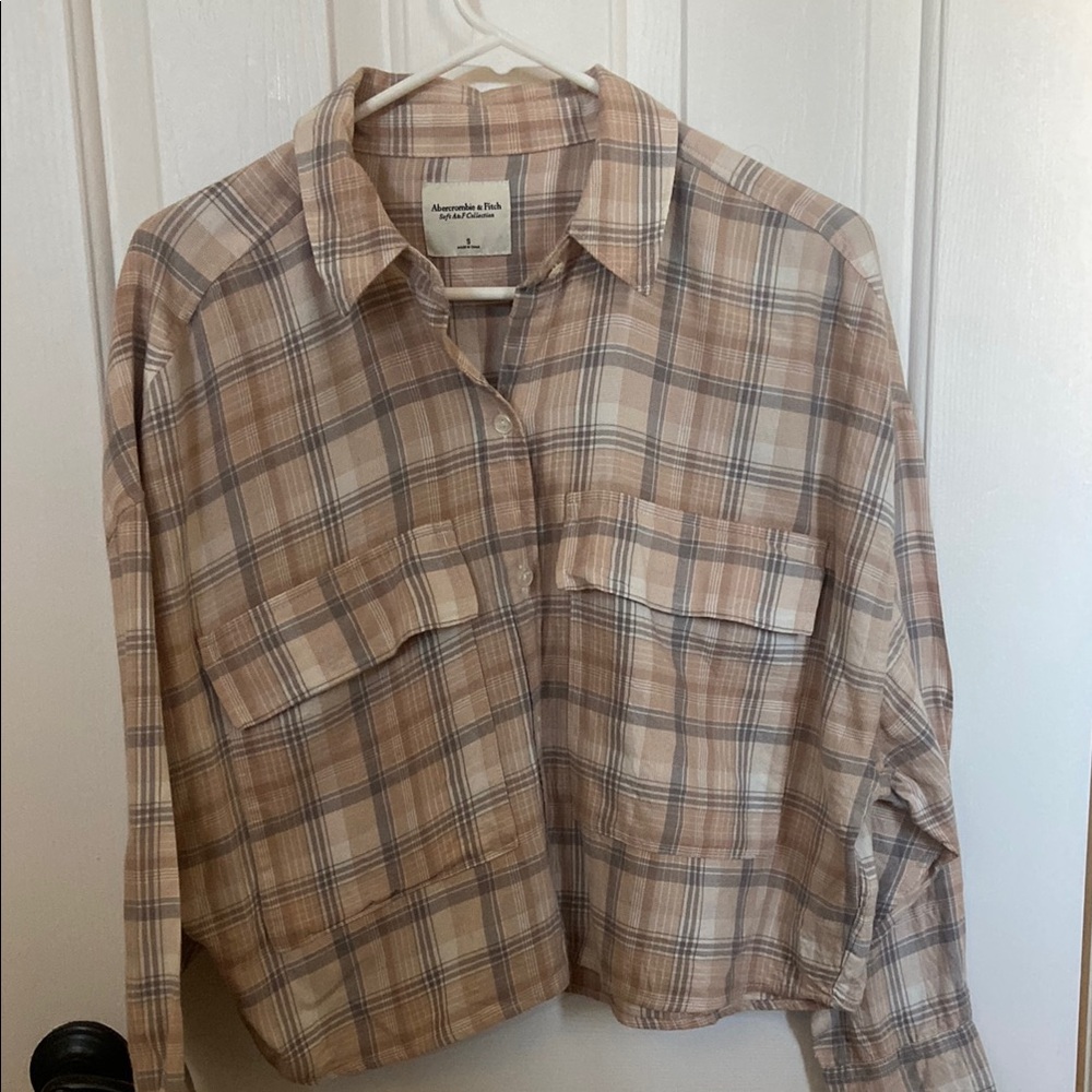 Abercrombie & Fitch Plaid Button-Up Shirt S